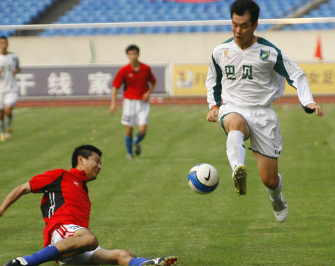 山东鲁能胜杭州绿城，一路领先锋的简单介绍